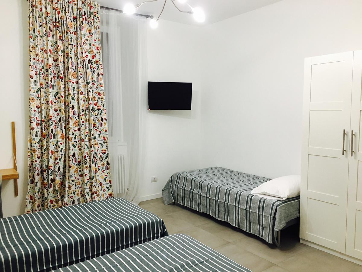 Room Center Station 2 Бергамо Экстерьер фото